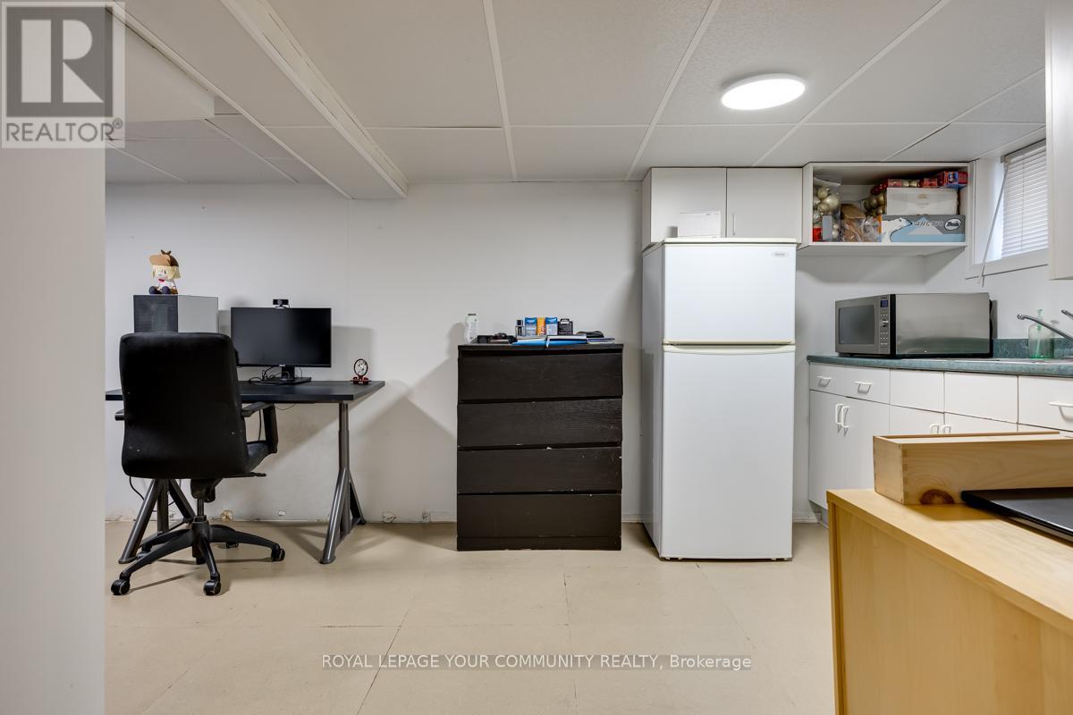 231 Church Street, Toronto, Ontario  M9N 1N9 - Photo 20 - W12527496