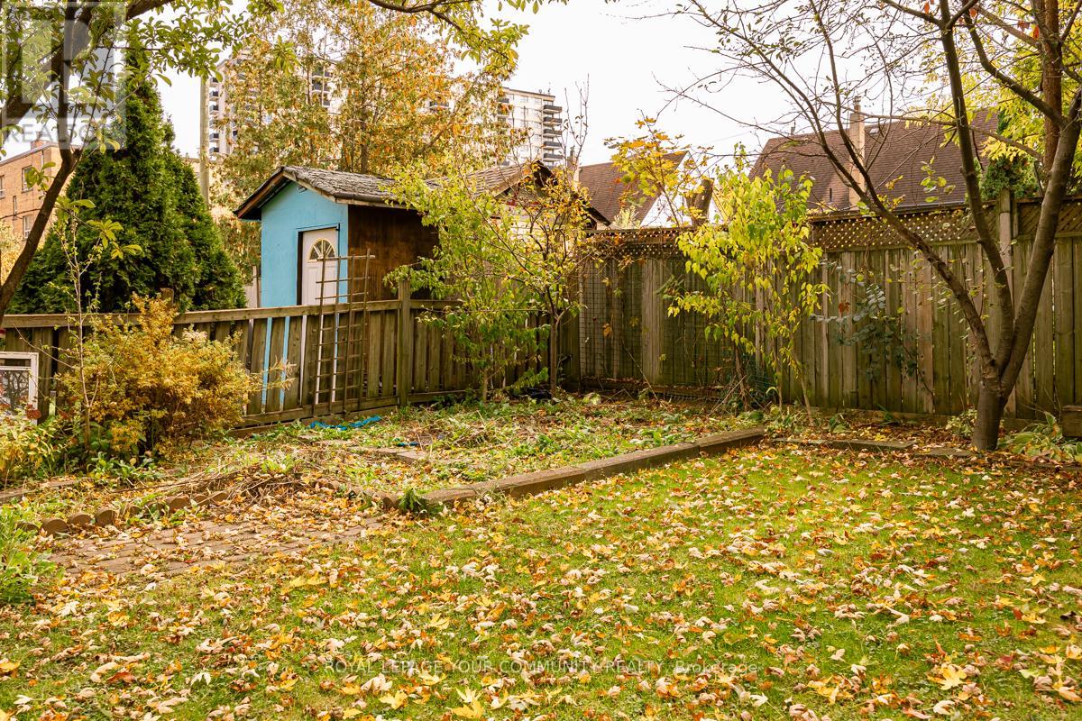 231 Church Street, Toronto, Ontario  M9N 1N9 - Photo 38 - W12527496