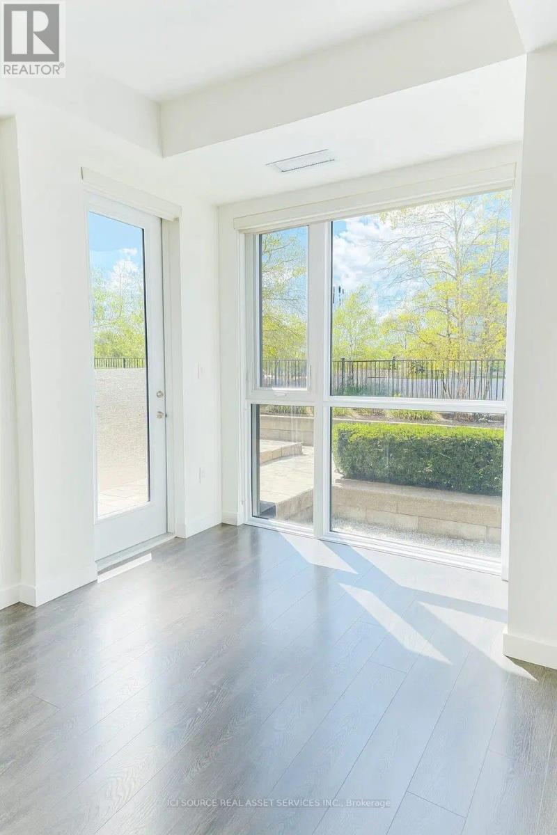 104 - 210 Sabina Drive, Oakville, Ontario  L6H 7C3 - Photo 14 - W12527536