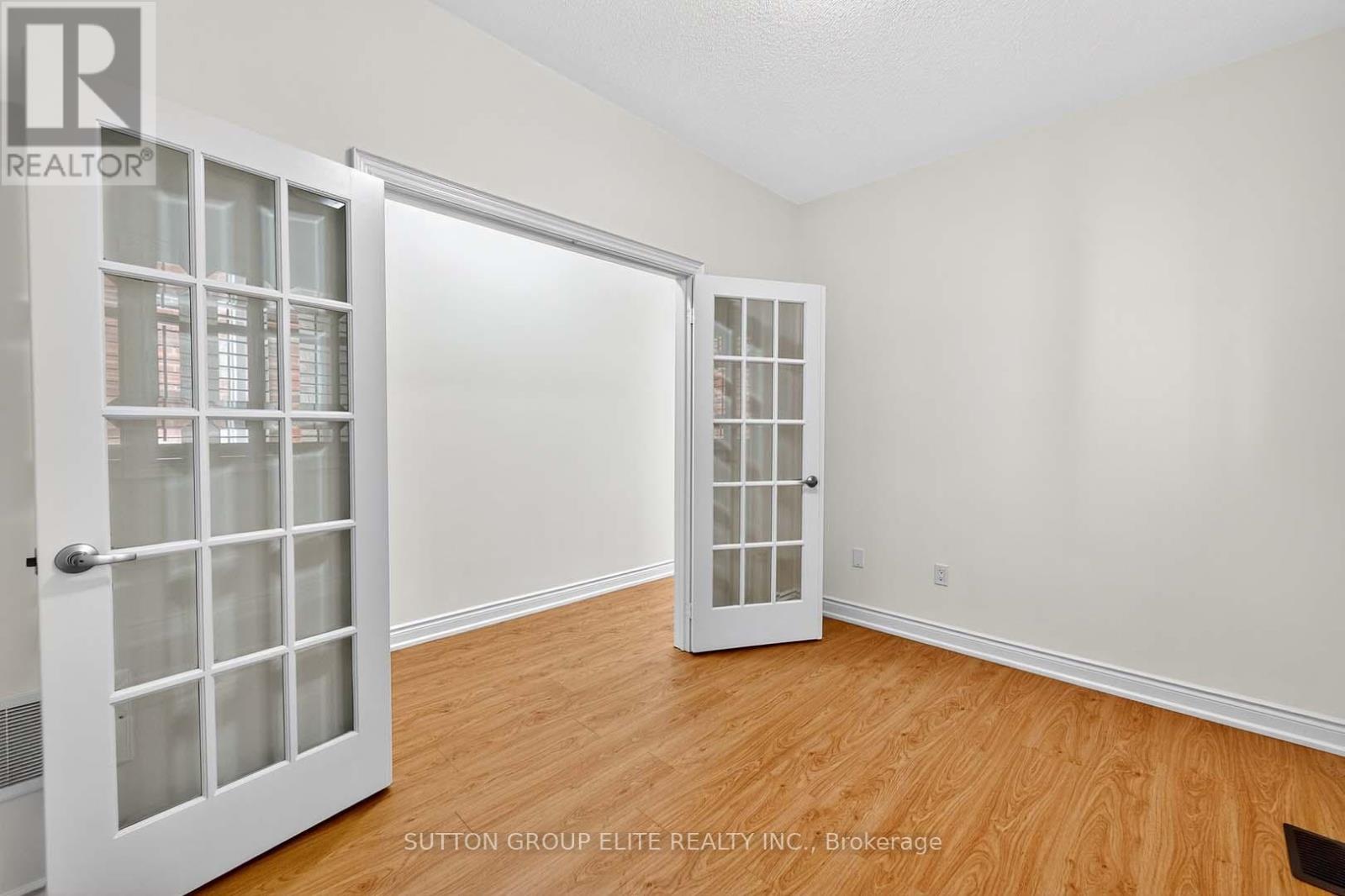 351 Humphrey Street, Hamilton, Ontario  L0R 2H1 - Photo 20 - X12527520