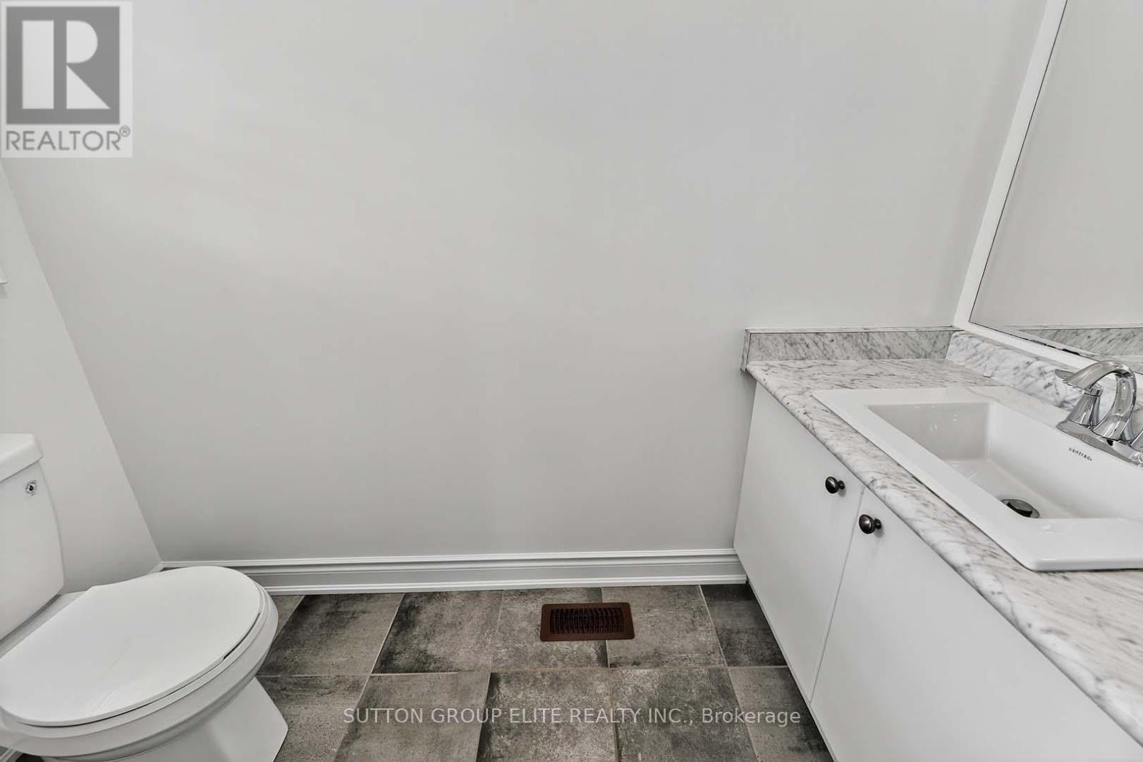 351 Humphrey Street, Hamilton, Ontario  L0R 2H1 - Photo 21 - X12527520