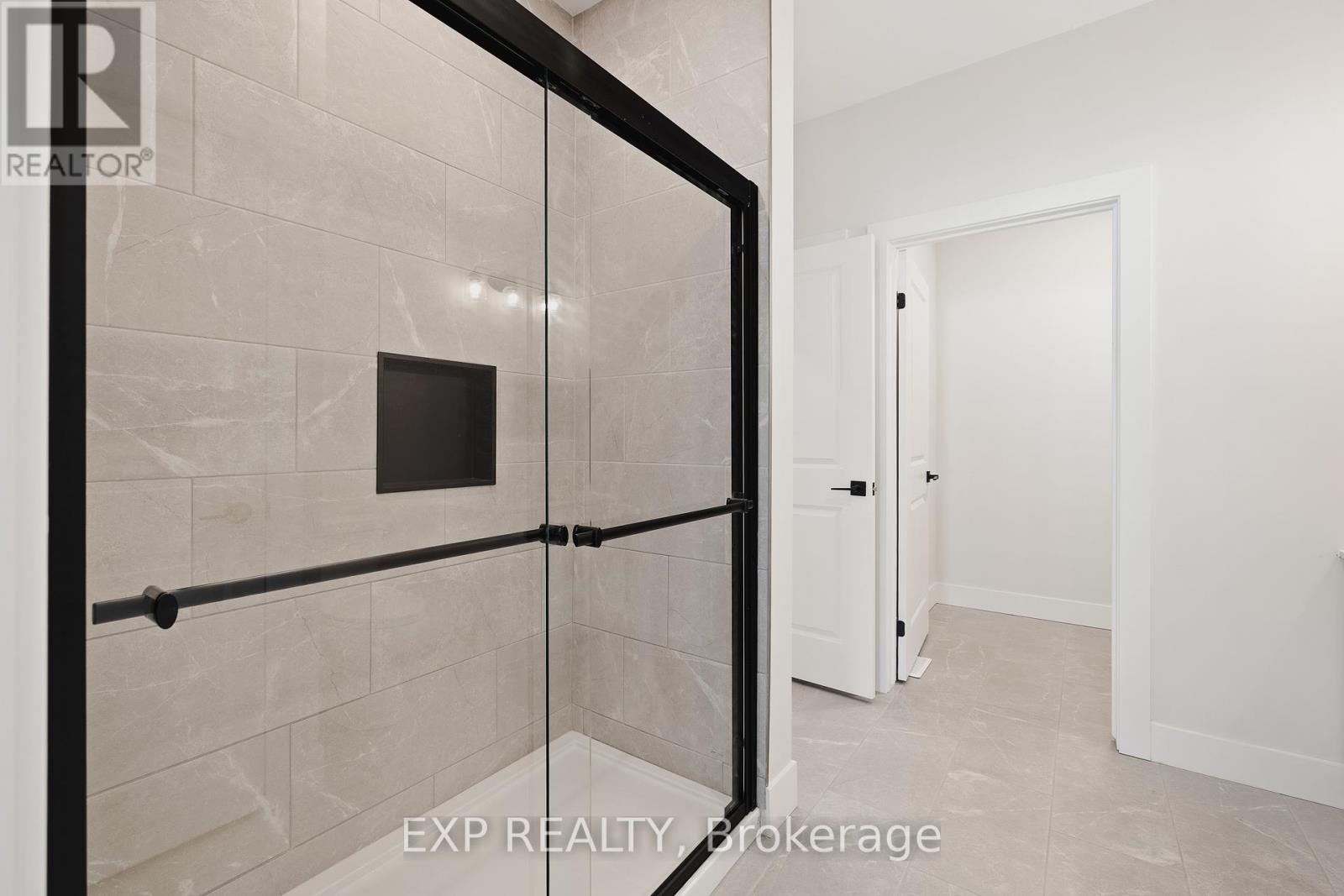 201 - 12 Washington Street, Norwich, Ontario  N0J 1P0 - Photo 15 - X12527532