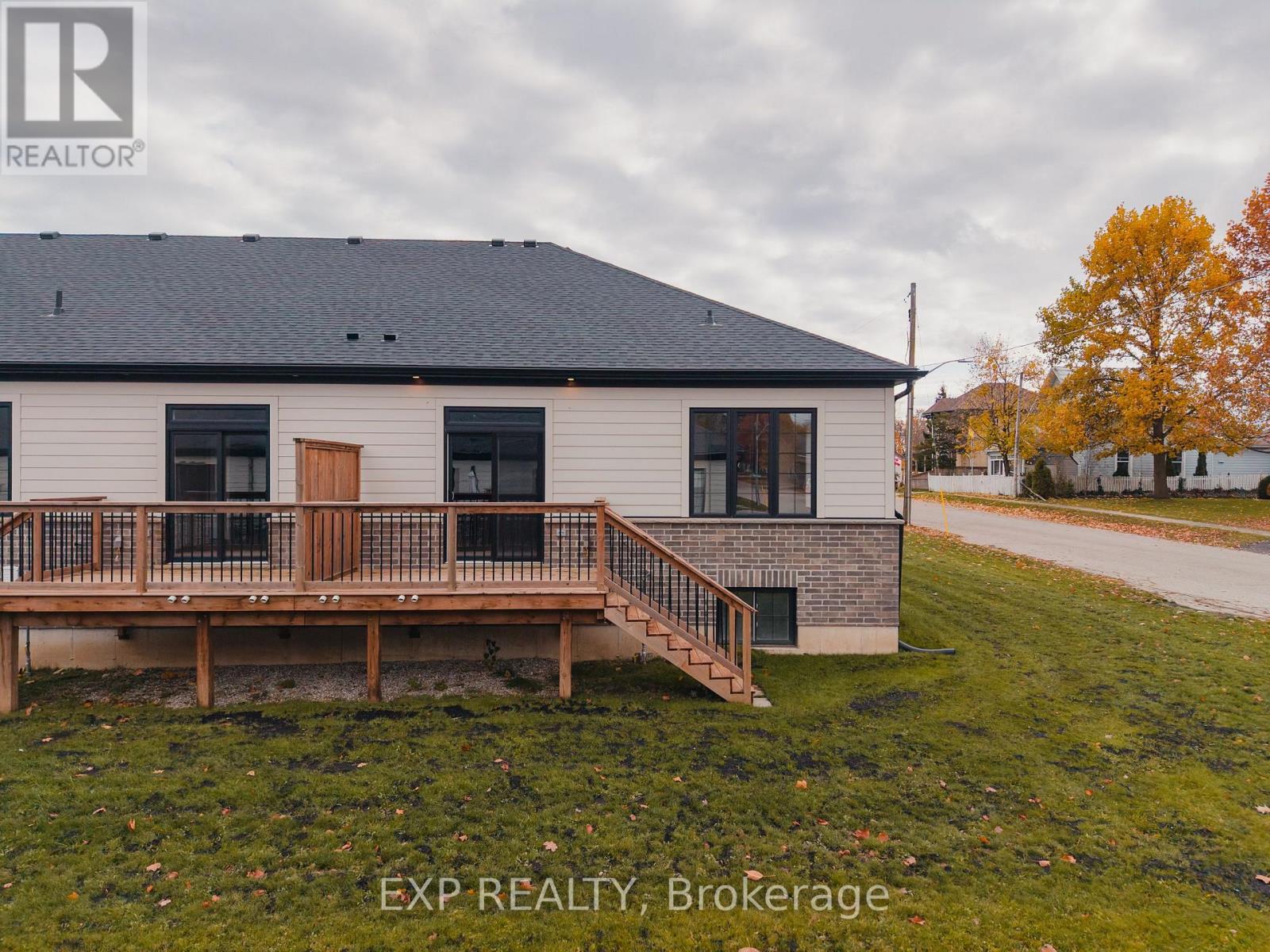 201 - 12 Washington Street, Norwich, Ontario  N0J 1P0 - Photo 33 - X12527532