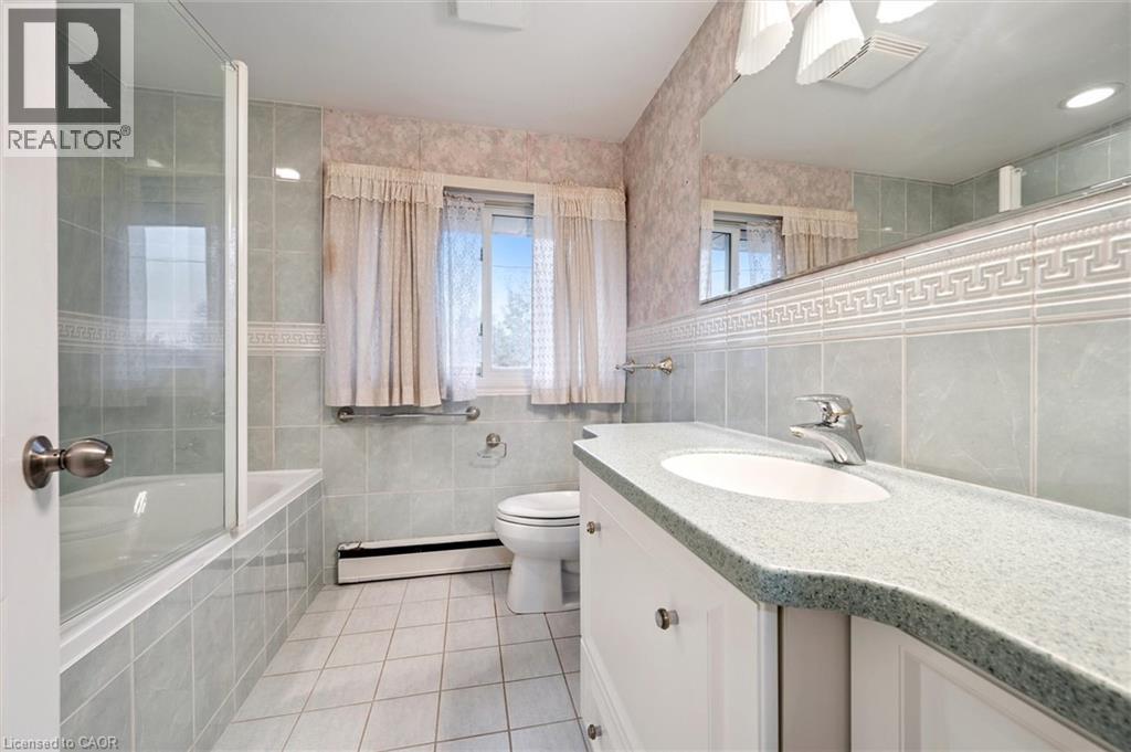 1 Marketa Crescent, Kitchener, Ontario  N2B 3B5 - Photo 34 - 40785193