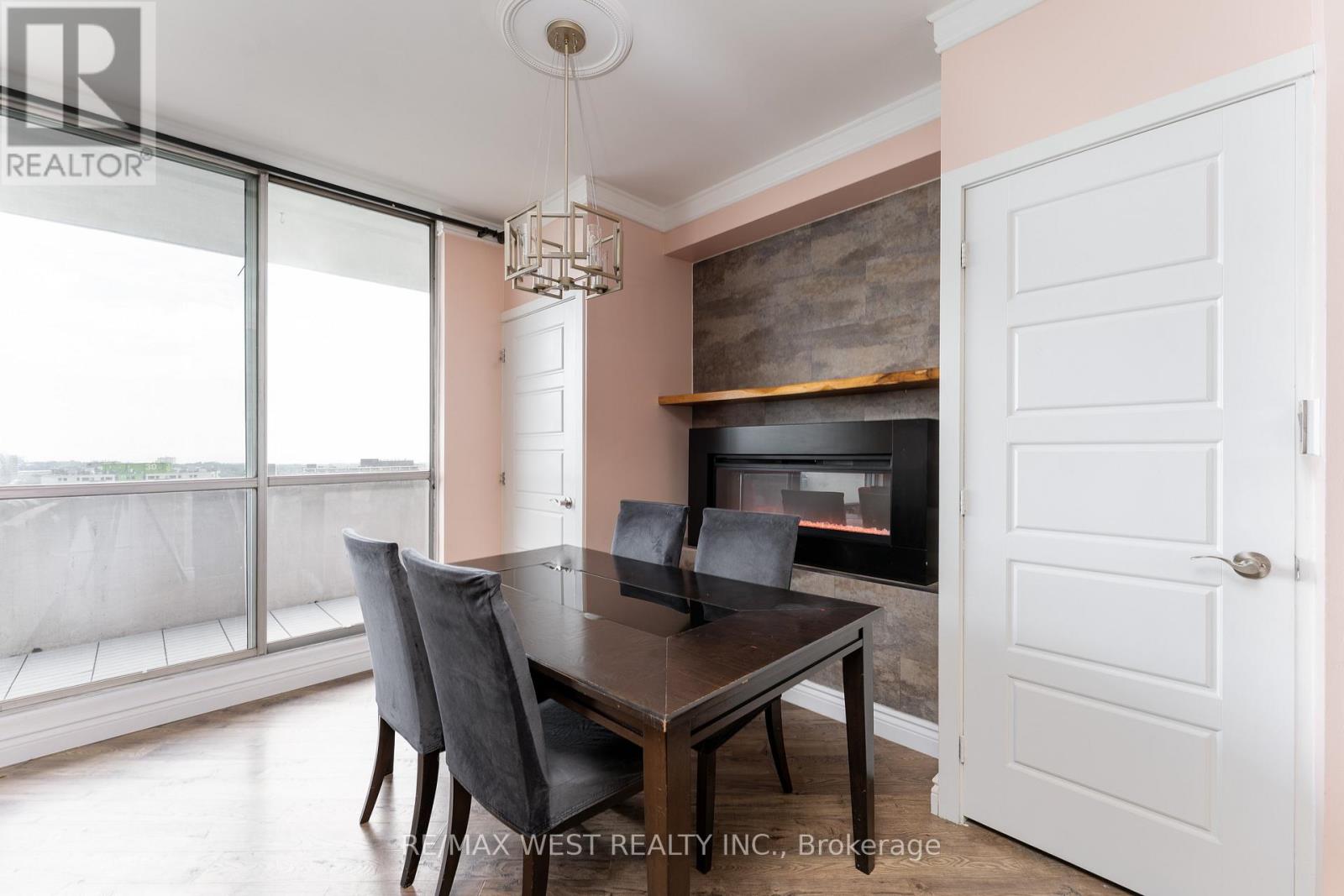 Ph5 - 5 Massey Square, Toronto, Ontario  M4C 5L6 - Photo 12 - E12527554