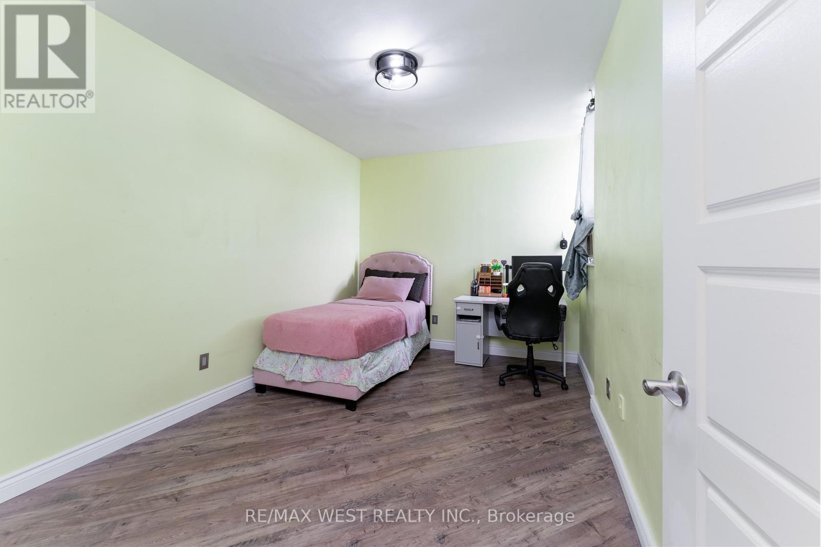 Ph5 - 5 Massey Square, Toronto, Ontario  M4C 5L6 - Photo 19 - E12527554