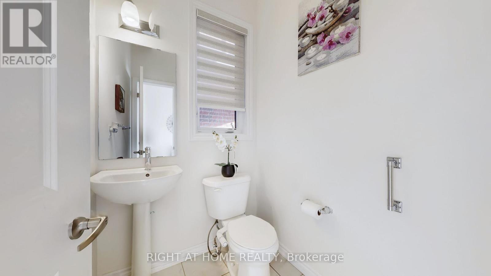 76 Auckland Drive, Whitby, Ontario  L1P 0G7 - Photo 17 - E12527564