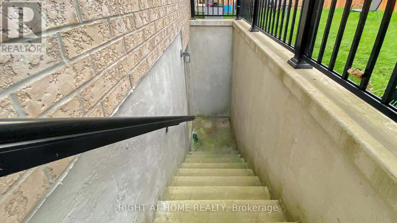 76 Auckland Drive, Whitby, Ontario  L1P 0G7 - Photo 42 - E12527564