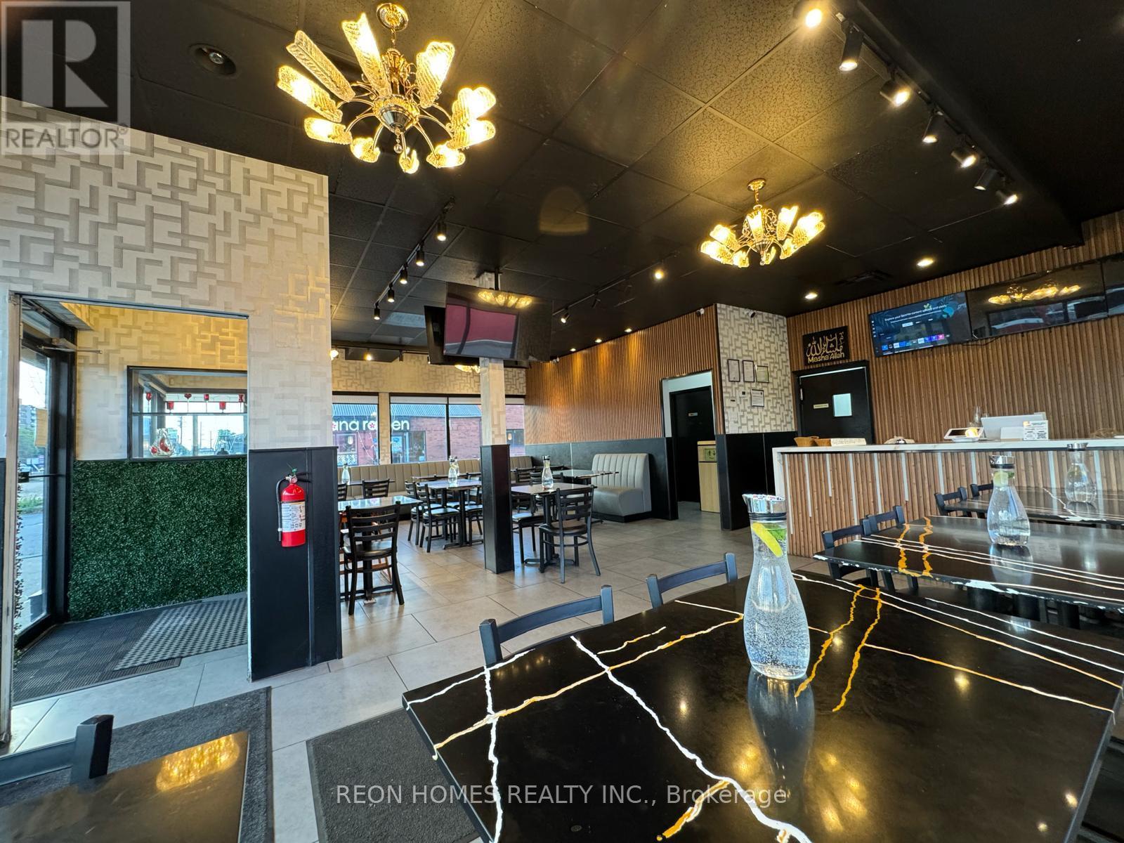 1885 Kennedy Road, Toronto, Ontario  M1P 2L9 - Photo 3 - E12447640