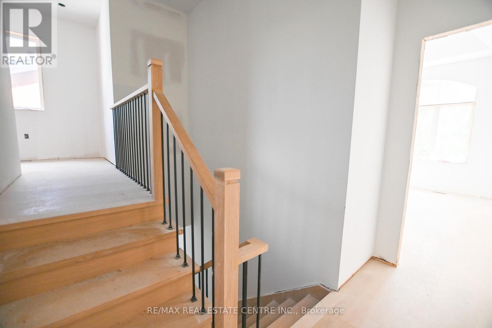 24 Rainbow Drive, Vaughan, Ontario  L4L 2K2 - Photo 12 - N12527568