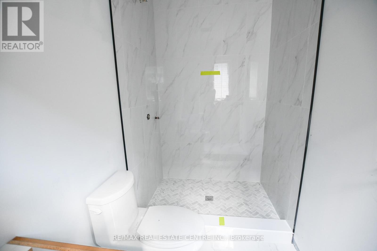 24 Rainbow Drive, Vaughan, Ontario  L4L 2K2 - Photo 18 - N12527568