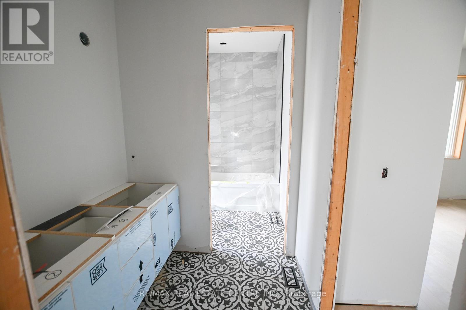 24 Rainbow Drive, Vaughan, Ontario  L4L 2K2 - Photo 25 - N12527568