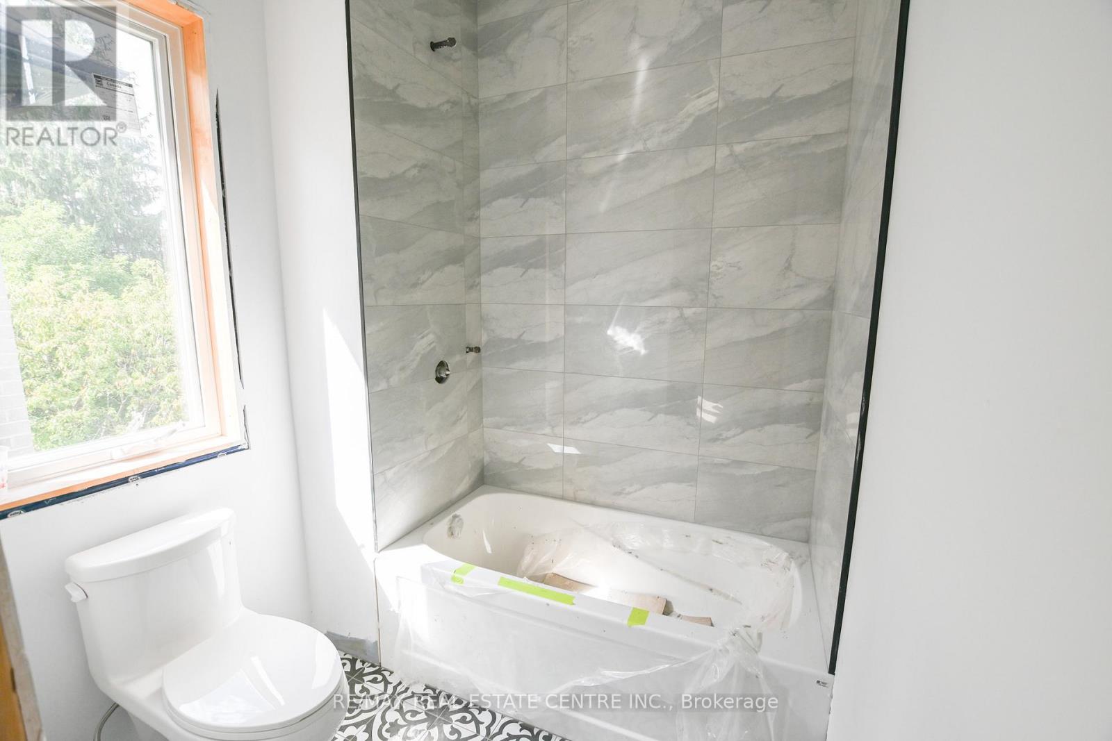 24 Rainbow Drive, Vaughan, Ontario  L4L 2K2 - Photo 27 - N12527568