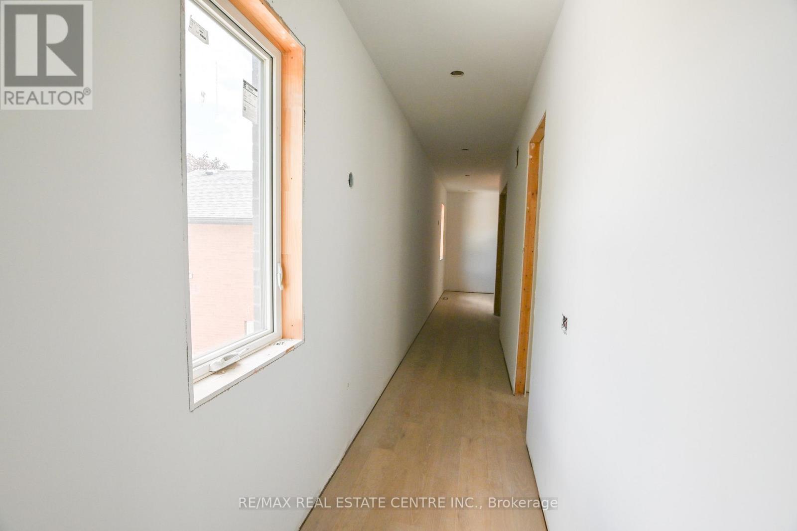 24 Rainbow Drive, Vaughan, Ontario  L4L 2K2 - Photo 29 - N12527568