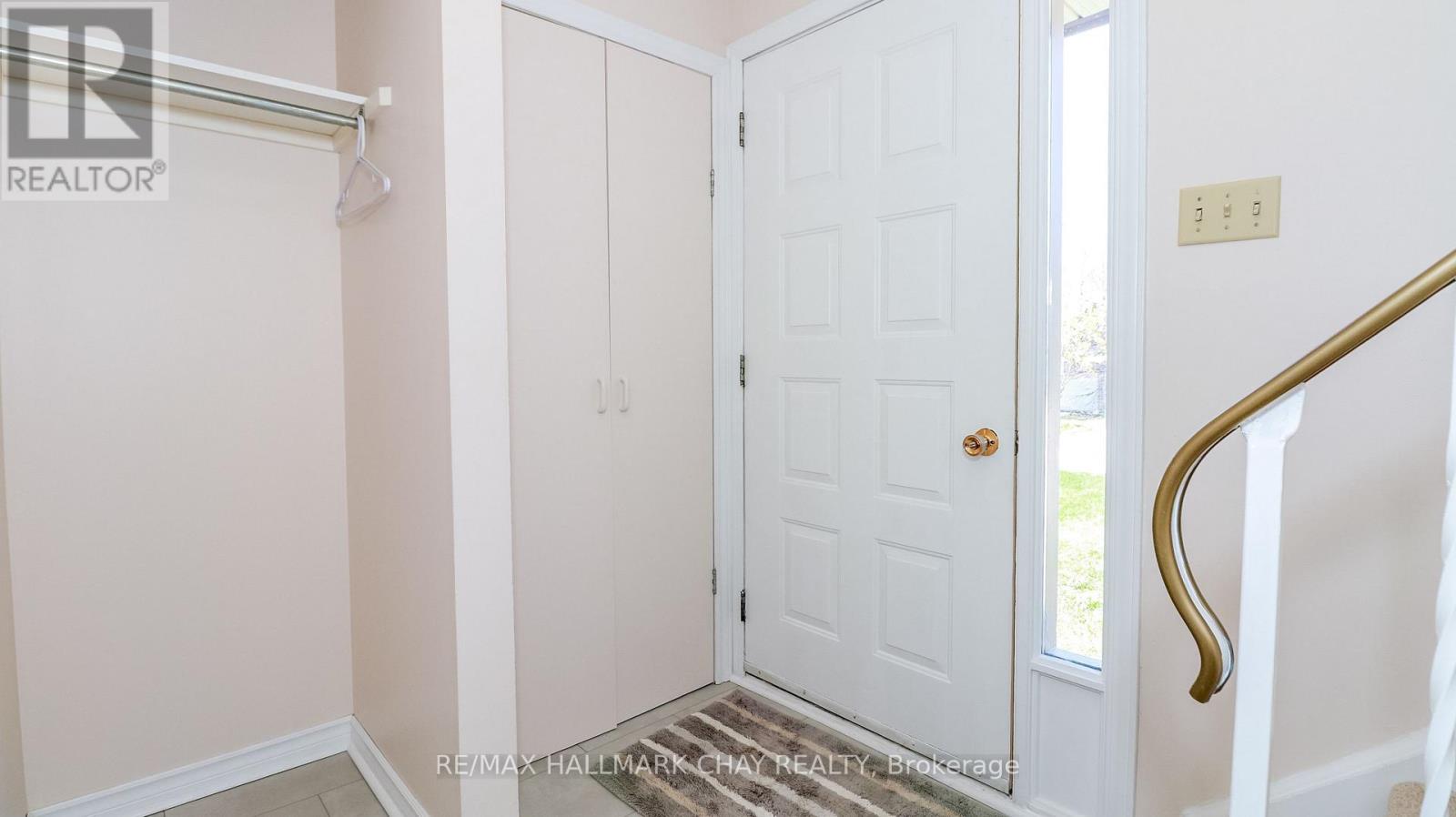 82 Melinda Crescent, Barrie, Ontario  L4N 5G6 - Photo 6 - S12527548