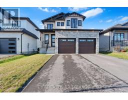 121 CREIGHTON DRIVE, Loyalist, Ontario