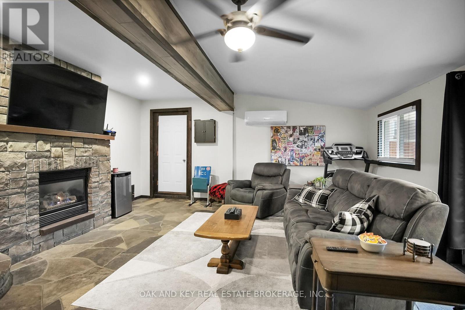 15 Arthur Street, Lambton Shores, Ontario  N0N 1J0 - Photo 14 - X12527610