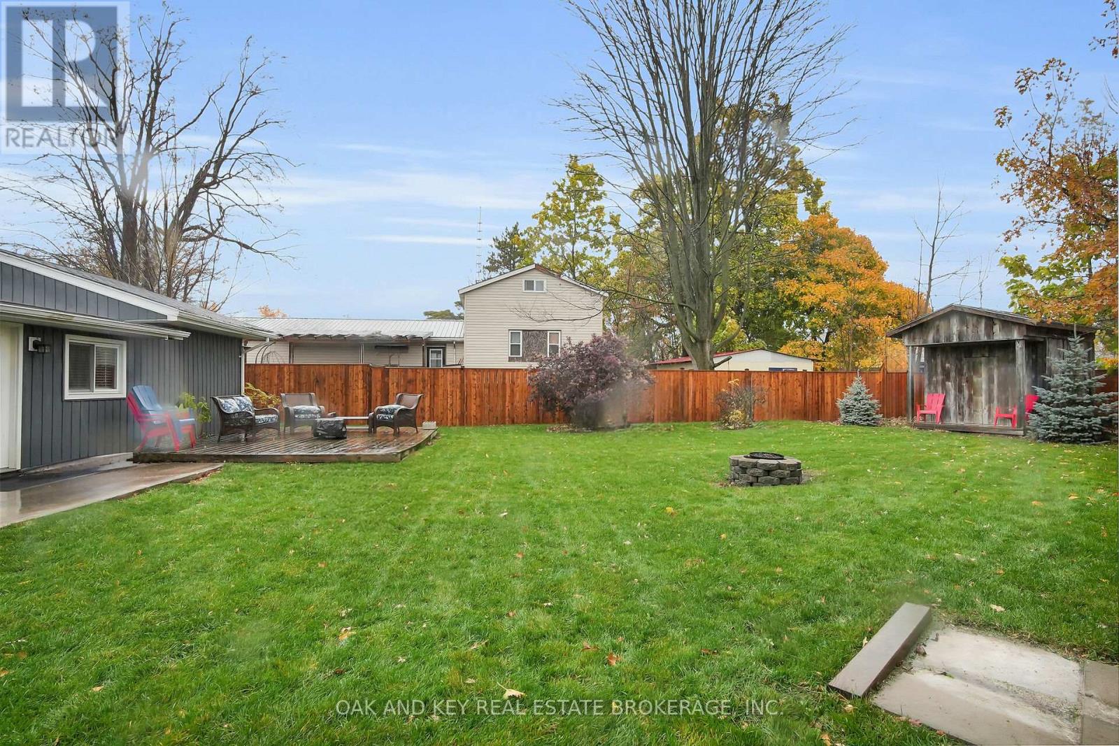 15 Arthur Street, Lambton Shores, Ontario  N0N 1J0 - Photo 21 - X12527610