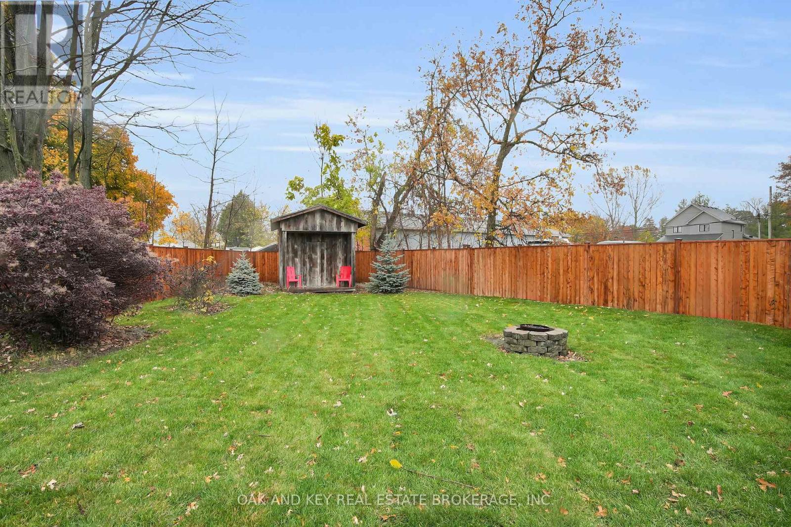 15 Arthur Street, Lambton Shores, Ontario  N0N 1J0 - Photo 23 - X12527610