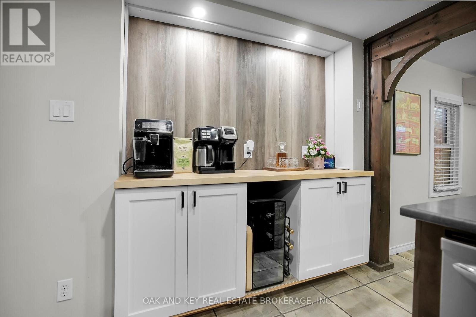 15 Arthur Street, Lambton Shores, Ontario  N0N 1J0 - Photo 9 - X12527610