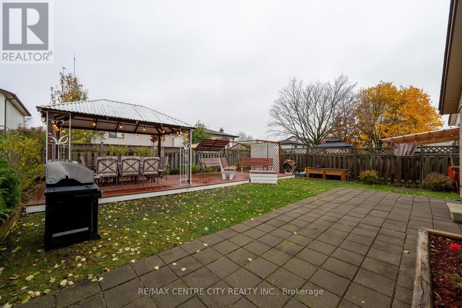 168 Clara Crescent, London South, Ontario  N6E 3G8 - Photo 30 - X12527614