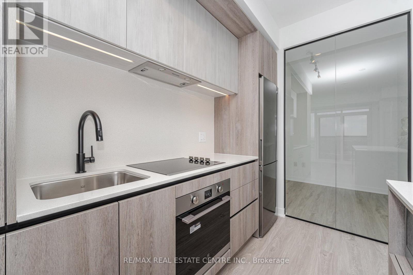 2307 - 2495 Eglinton Avenue, Mississauga, Ontario  L5M 2V8 - Photo 14 - W12527546