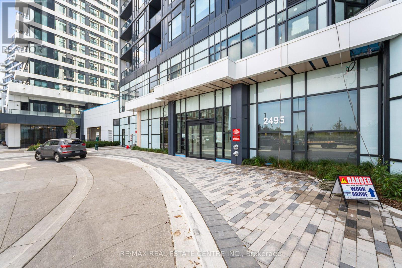 2307 - 2495 Eglinton Avenue, Mississauga, Ontario  L5M 2V8 - Photo 2 - W12527546