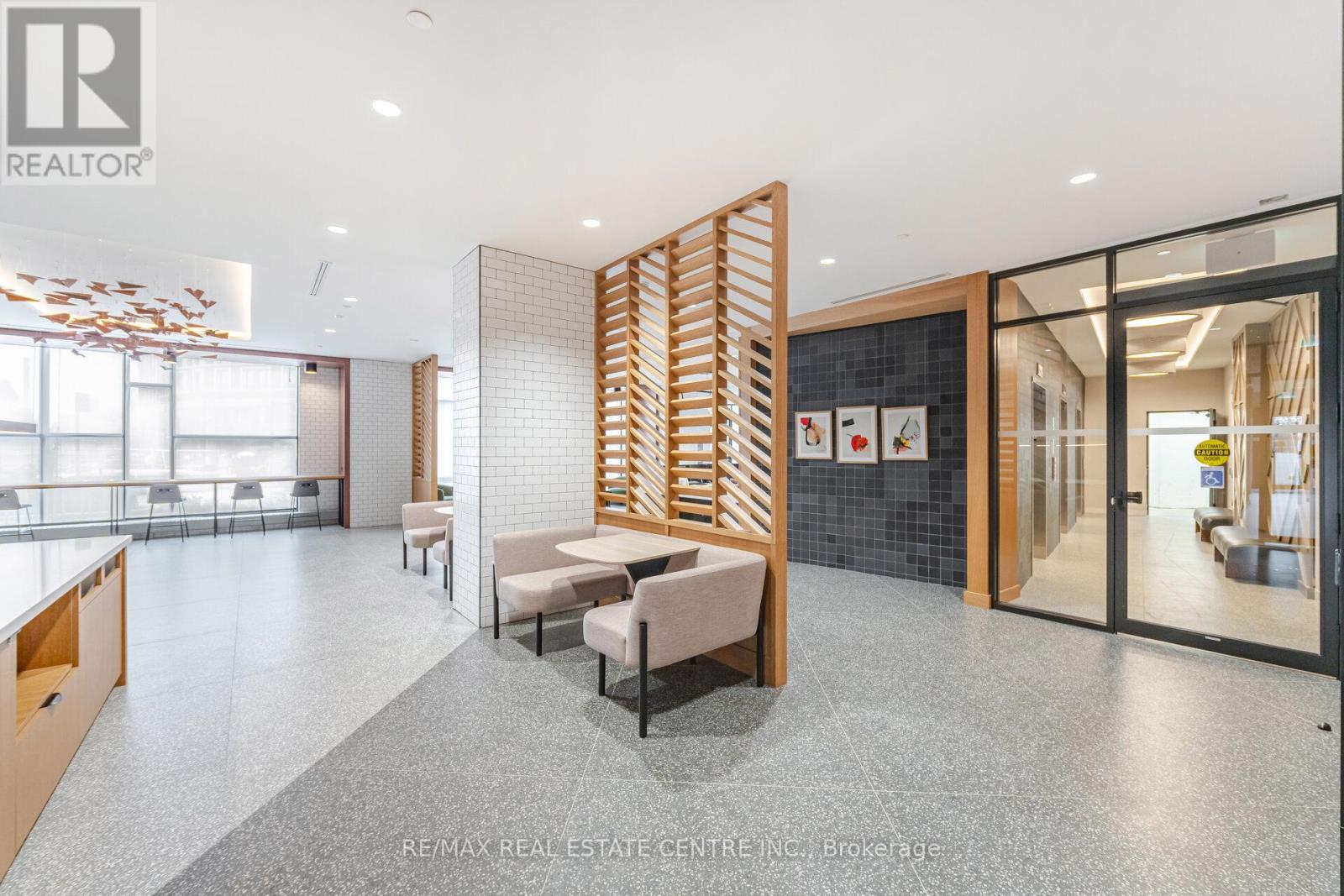 2307 - 2495 Eglinton Avenue, Mississauga, Ontario  L5M 2V8 - Photo 7 - W12527546