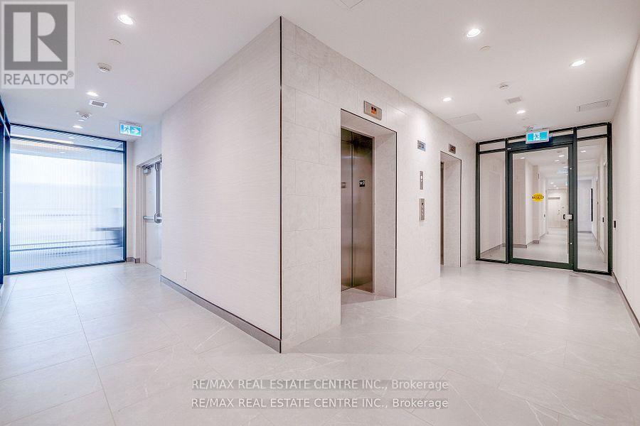 1207 - 225 Veterans Drive N, Brampton, Ontario  L7A 0B6 - Photo 6 - W12527566