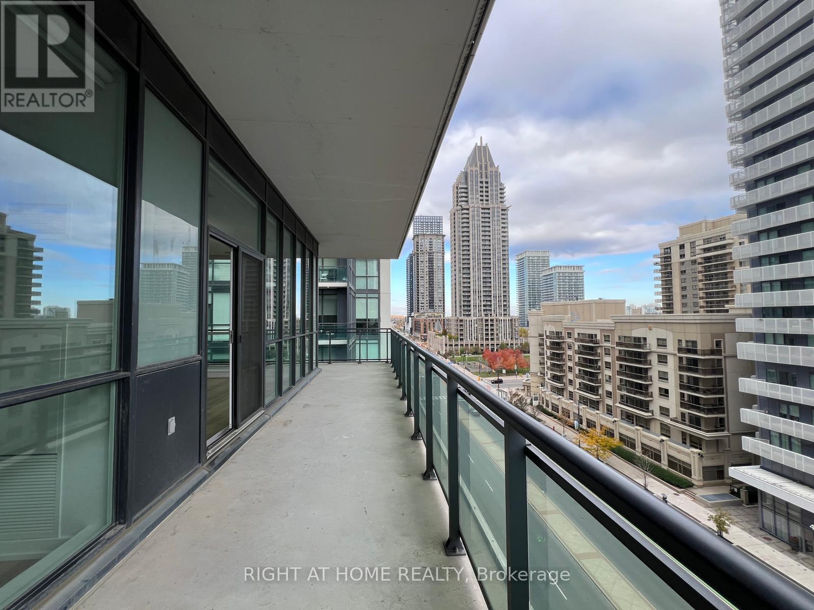 703 - 4070 Confederation Parkway, Mississauga, Ontario  L5B 0E9 - Photo 16 - W12527570