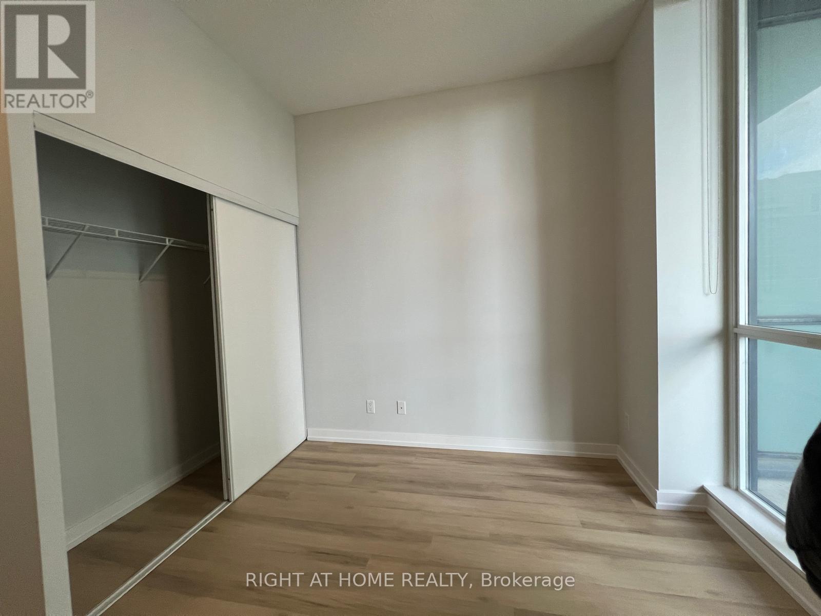 703 - 4070 Confederation Parkway, Mississauga, Ontario  L5B 0E9 - Photo 18 - W12527570