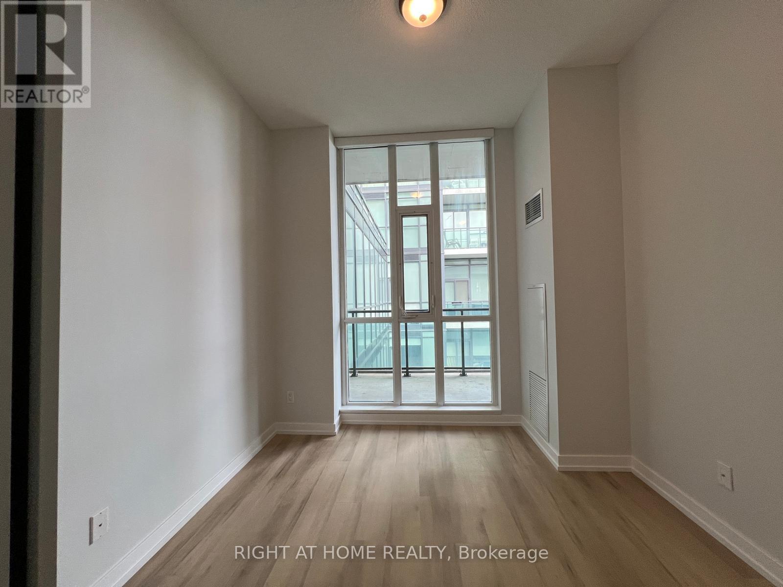 703 - 4070 Confederation Parkway, Mississauga, Ontario  L5B 0E9 - Photo 19 - W12527570