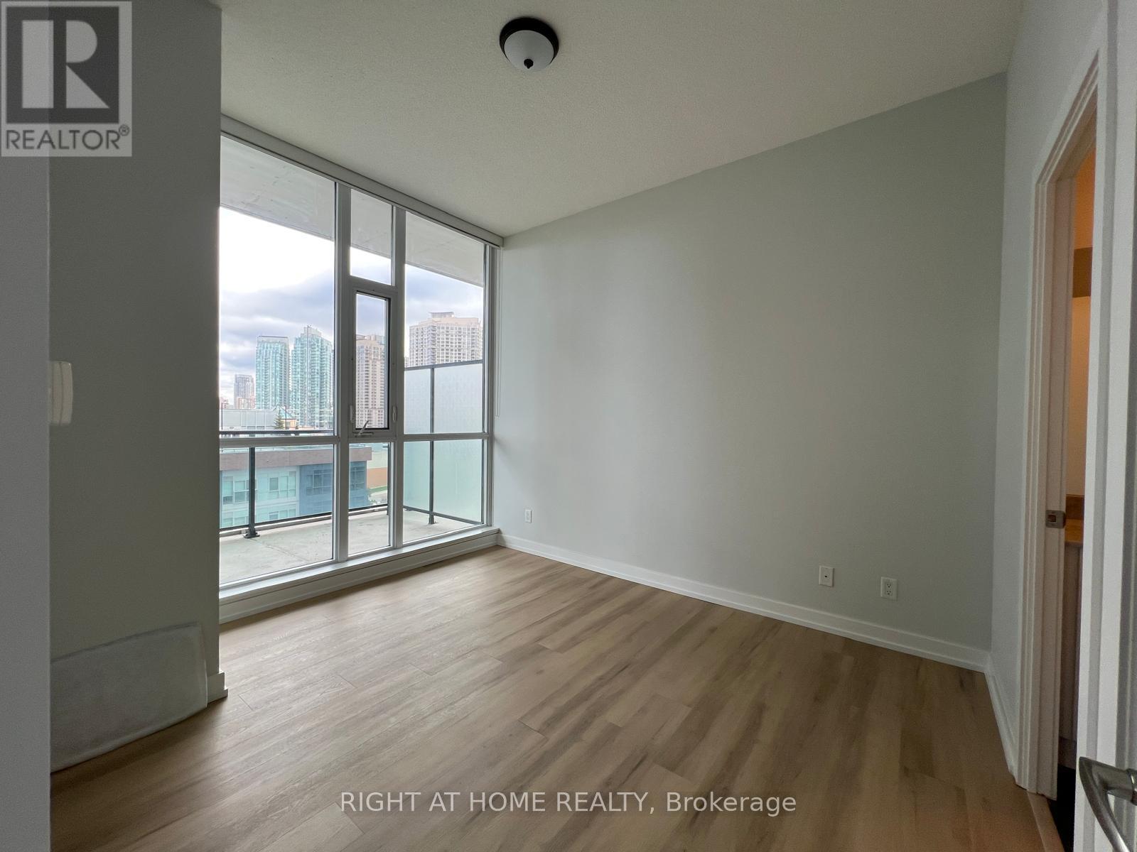 703 - 4070 Confederation Parkway, Mississauga, Ontario  L5B 0E9 - Photo 20 - W12527570