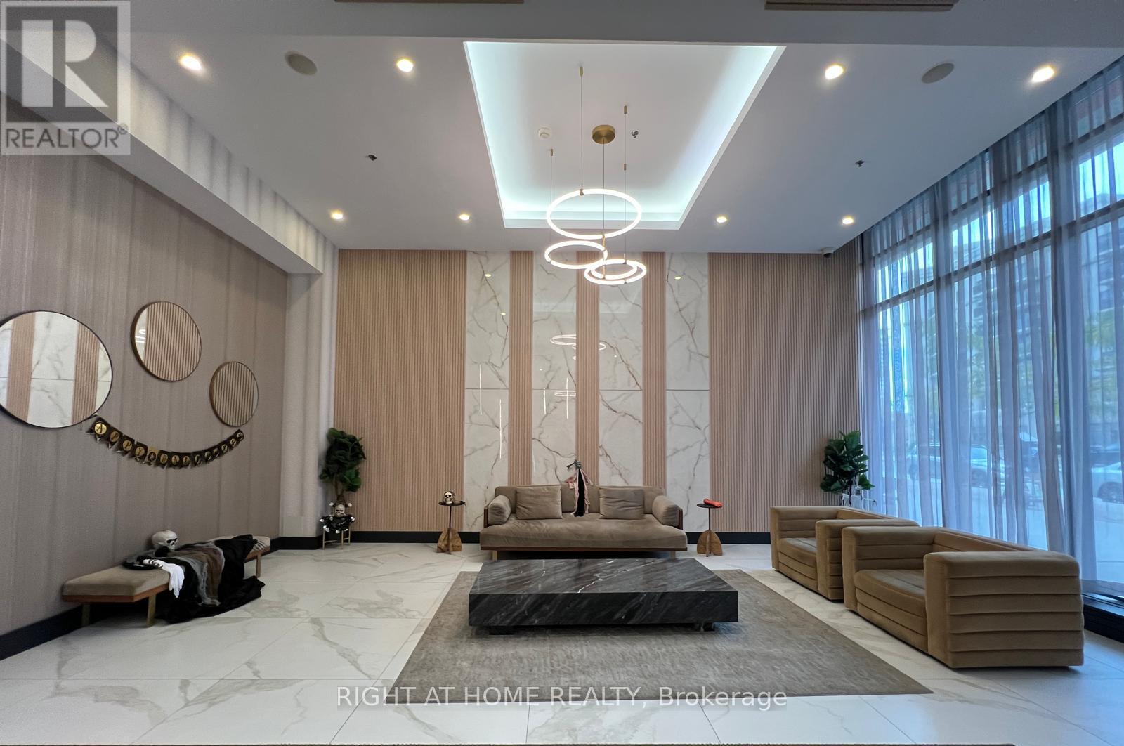 703 - 4070 Confederation Parkway, Mississauga, Ontario  L5B 0E9 - Photo 7 - W12527570