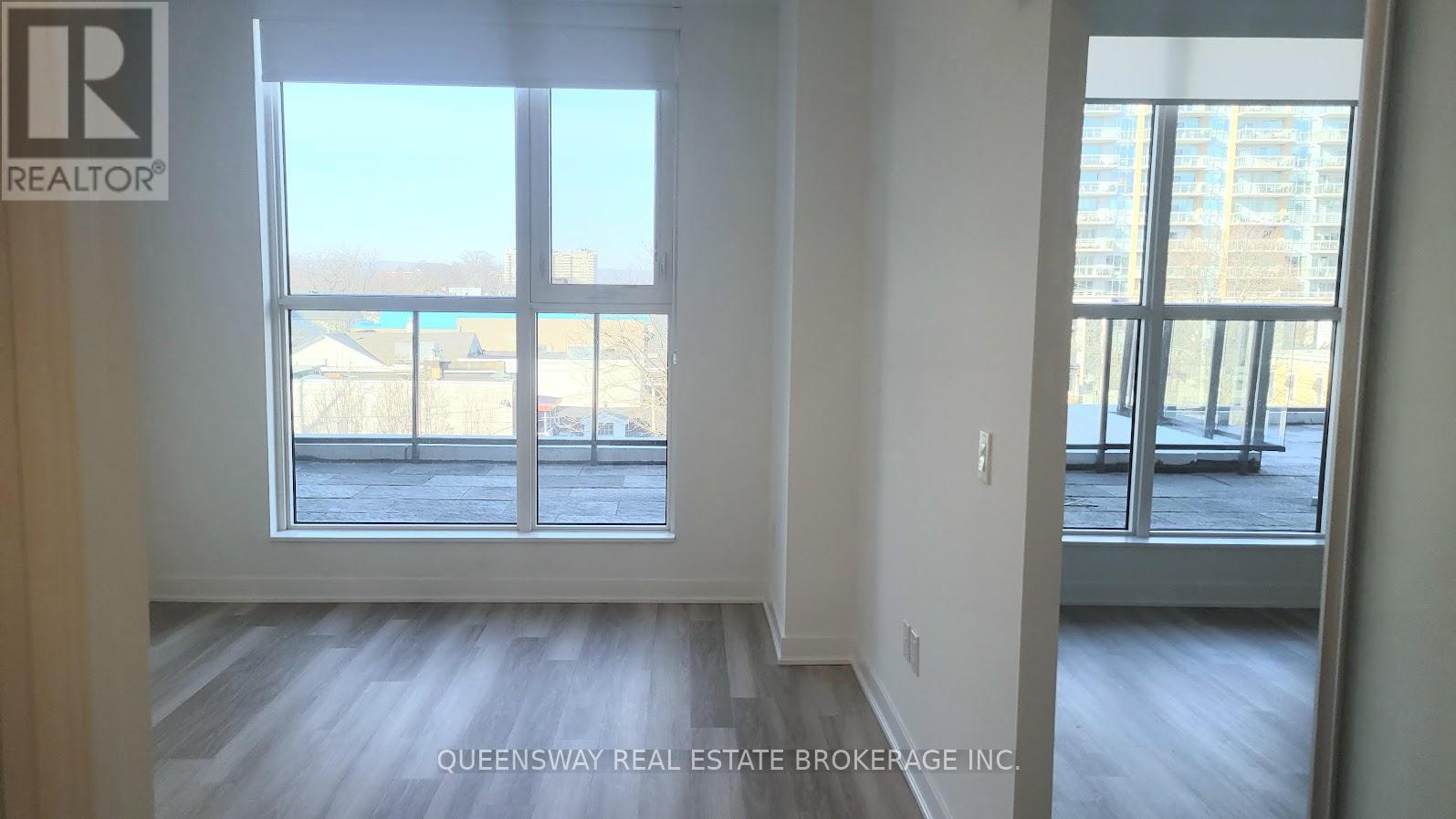 301 - 2007 James Street, Burlington, Ontario  L7R 1H1 - Photo 18 - W12527572