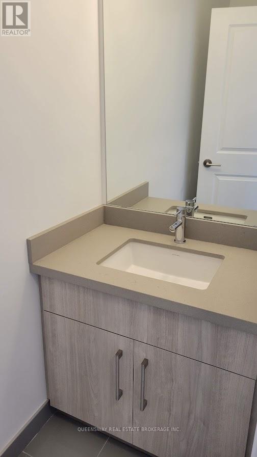 301 - 2007 James Street, Burlington, Ontario  L7R 1H1 - Photo 22 - W12527572