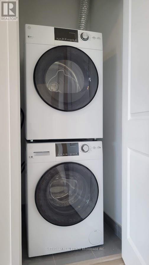 301 - 2007 James Street, Burlington, Ontario  L7R 1H1 - Photo 30 - W12527572