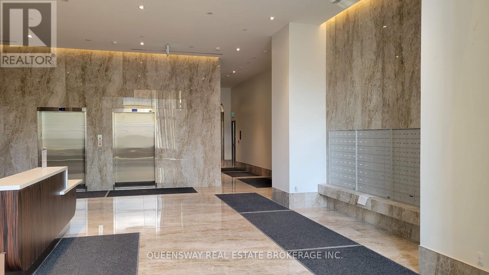 301 - 2007 James Street, Burlington, Ontario  L7R 1H1 - Photo 4 - W12527572