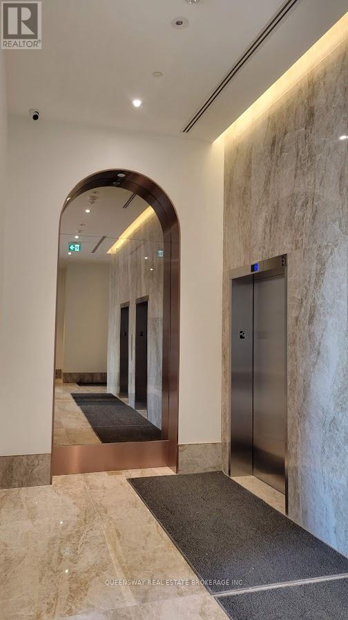 301 - 2007 James Street, Burlington, Ontario  L7R 1H1 - Photo 5 - W12527572