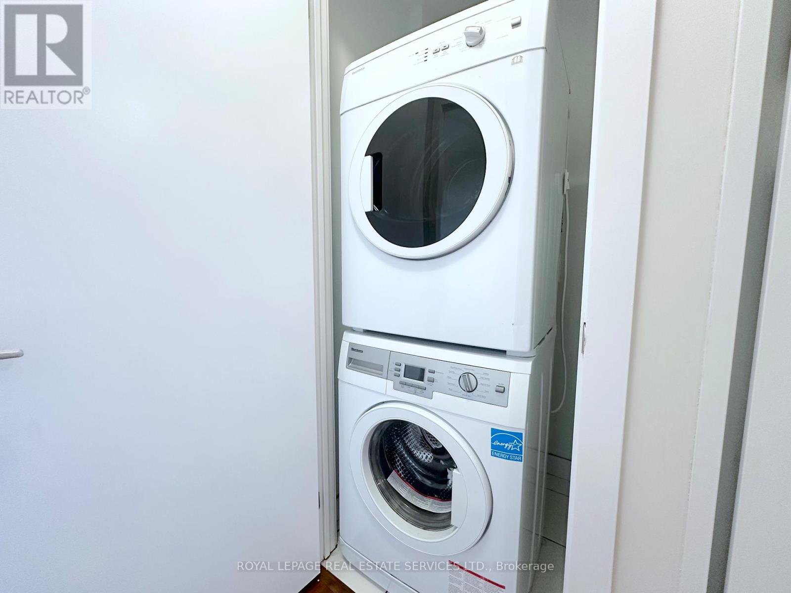 501 - 188 Clark Boulevard, Brampton, Ontario  L6T 0J2 - Photo 9 - W12527574