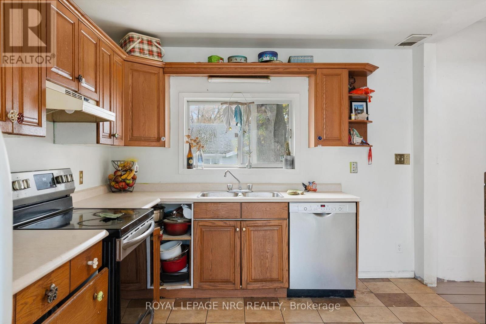 66 South Street N, Thorold, Ontario  L0S 1K0 - Photo 19 - X12527638