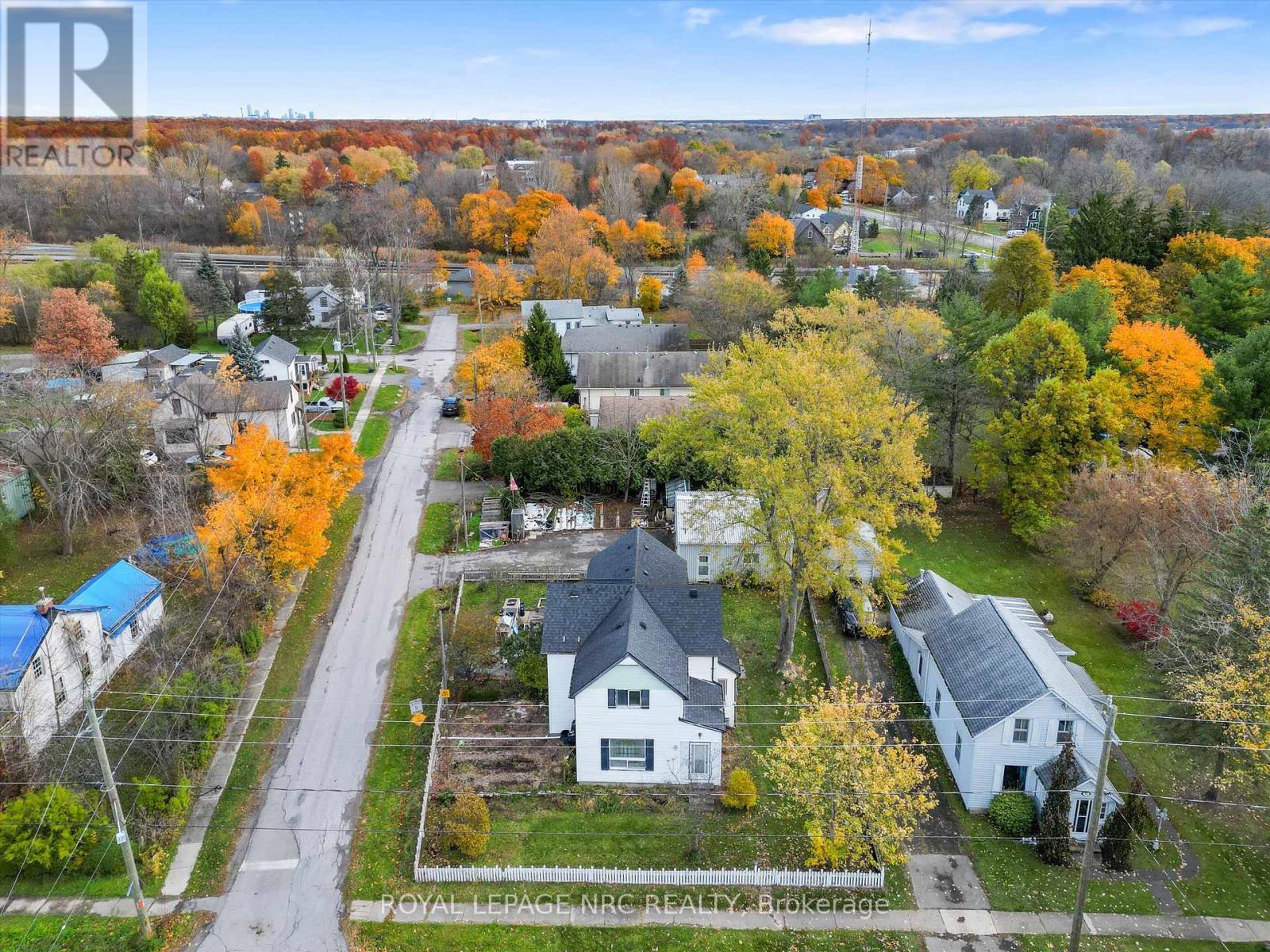 66 South Street N, Thorold, Ontario  L0S 1K0 - Photo 37 - X12527638