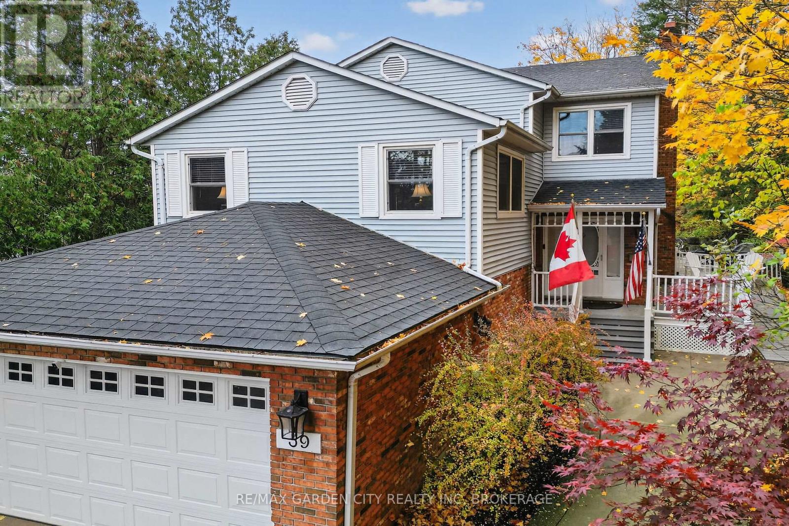 39 Orchard Parkway, Grimsby, Ontario  L3M 3B1 - Photo 2 - X12527642