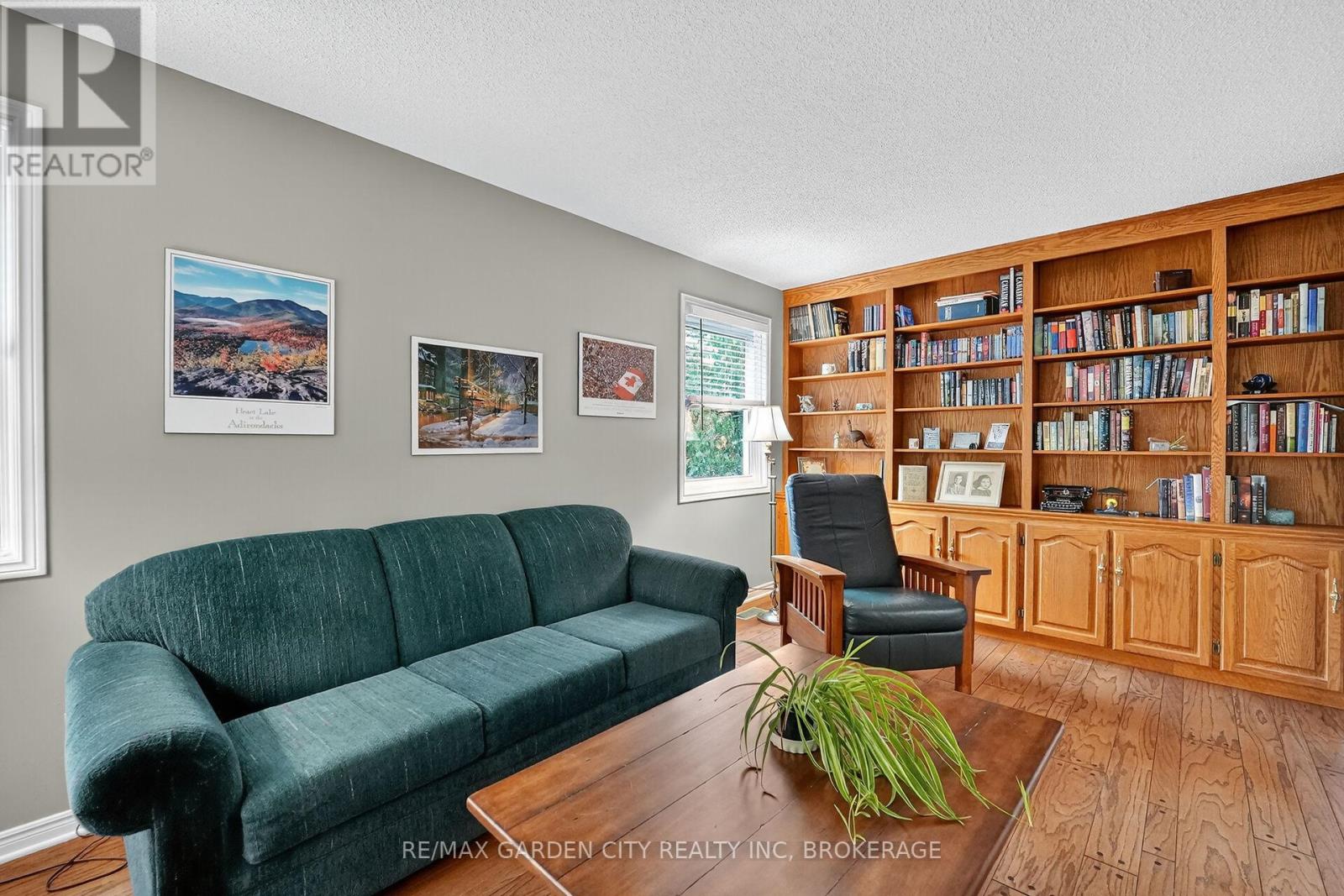 39 Orchard Parkway, Grimsby, Ontario  L3M 3B1 - Photo 22 - X12527642