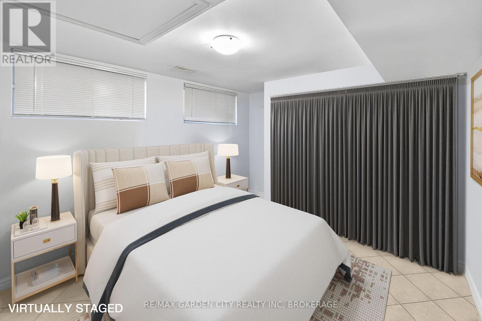 39 Orchard Parkway, Grimsby, Ontario  L3M 3B1 - Photo 34 - X12527642