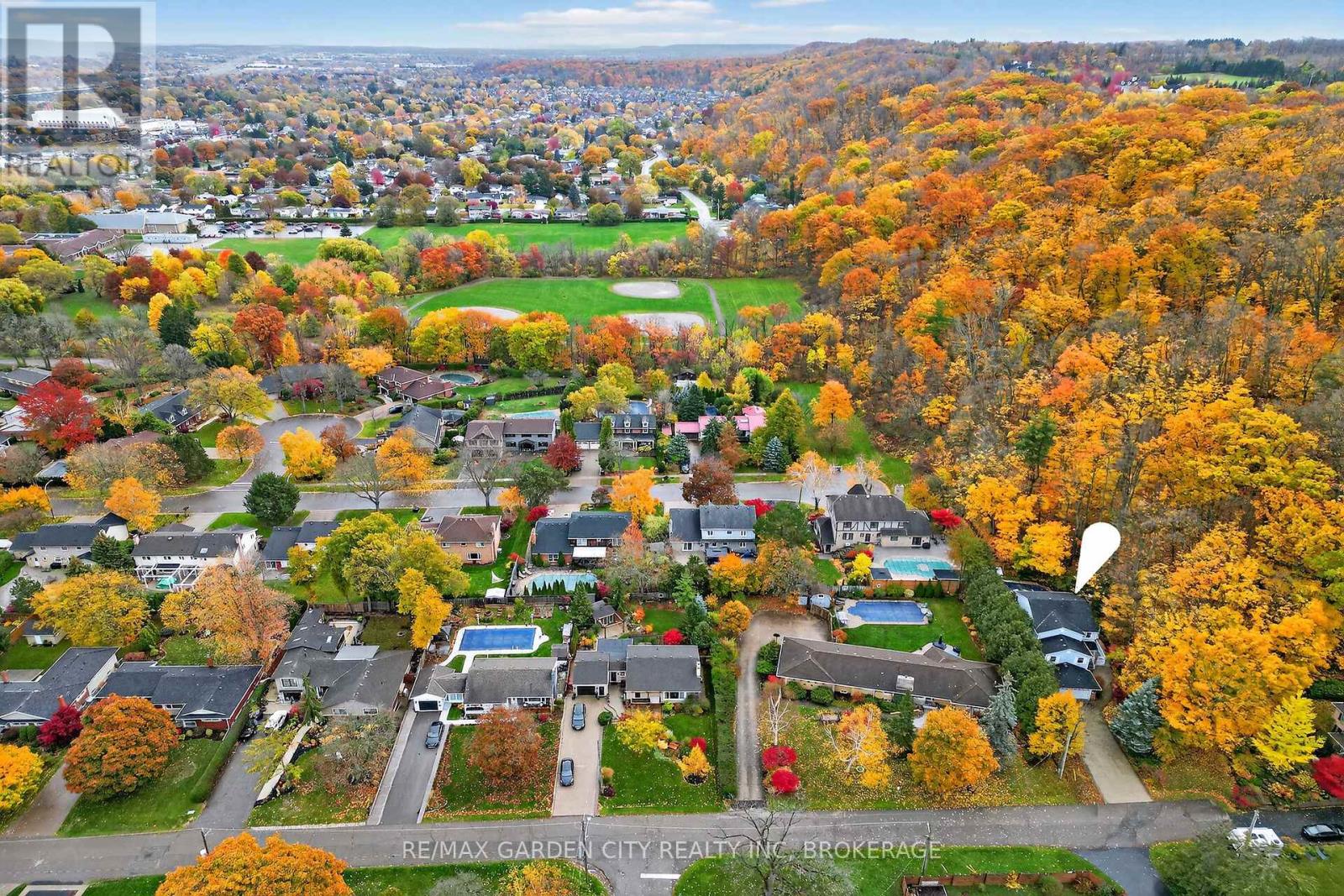 39 Orchard Parkway, Grimsby, Ontario  L3M 3B1 - Photo 47 - X12527642