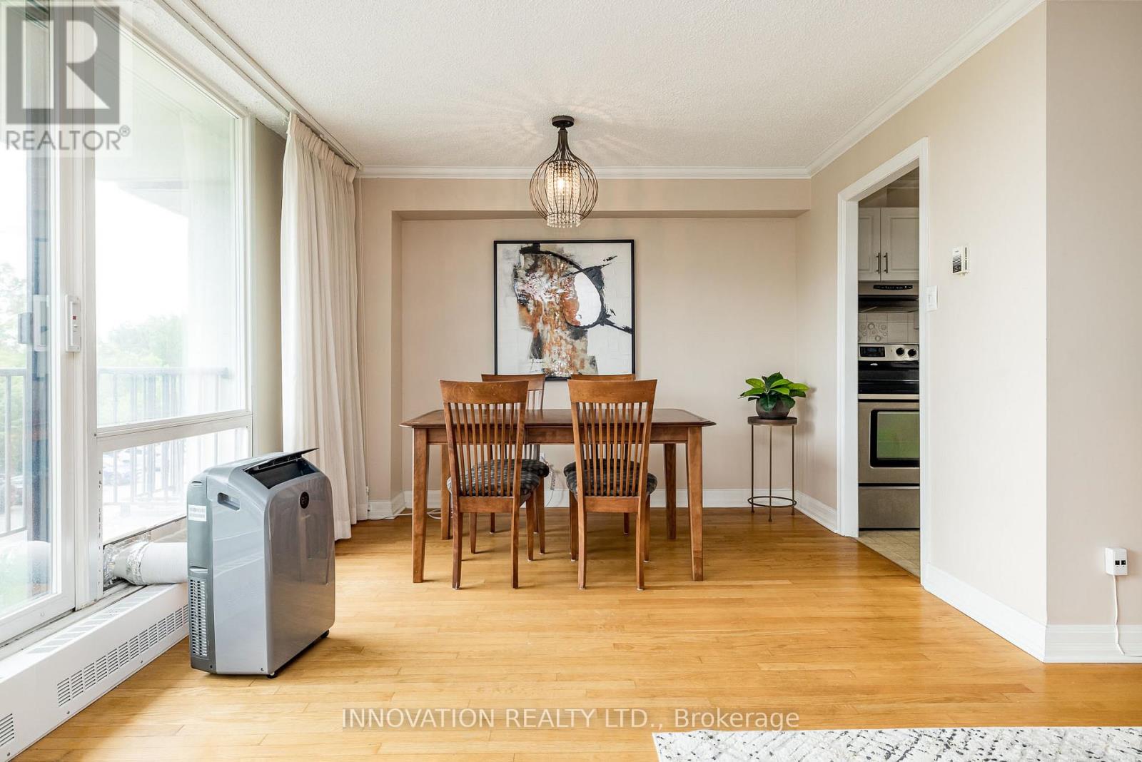 307 - 665 Bathgate Drive, Ottawa, Ontario  K1K 3Y4 - Photo 10 - X12331804