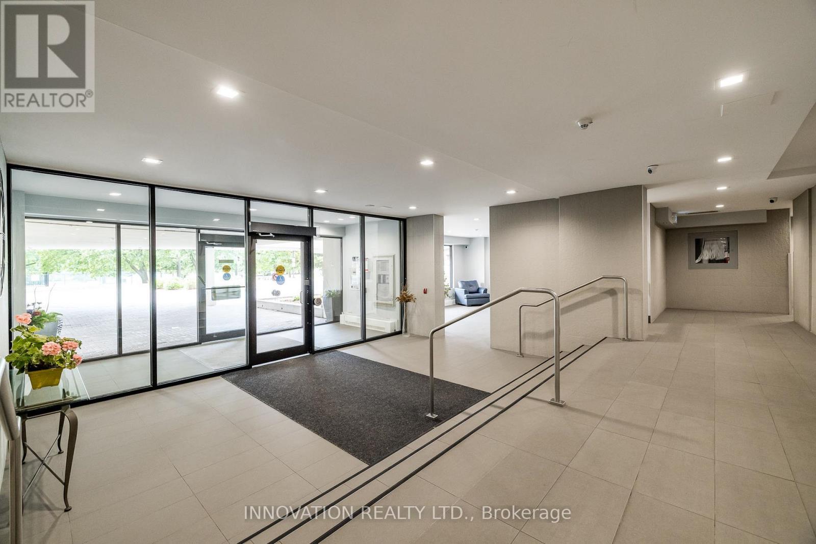 307 - 665 Bathgate Drive, Ottawa, Ontario  K1K 3Y4 - Photo 28 - X12331804