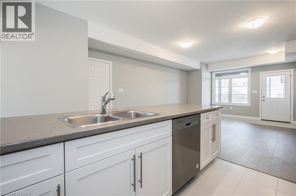 30 Oat Lane, Kitchener, Ontario  N2R 0K1 - Photo 8 - 40786884