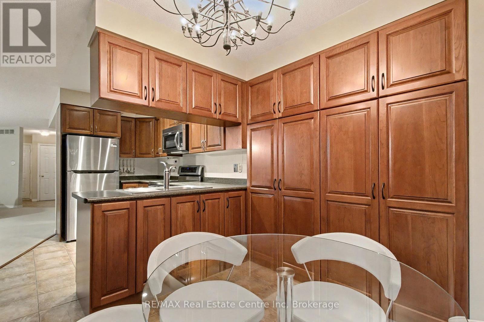 3 - 5 Marilyn Drive, Guelph, Ontario  N1H 1G9 - Photo 12 - X12527592